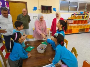 مديرة تعليم الشروق تتابع انتظام الدراسة بمدرسة طبري الشروق المتكاملة 23 - جريدة المساء