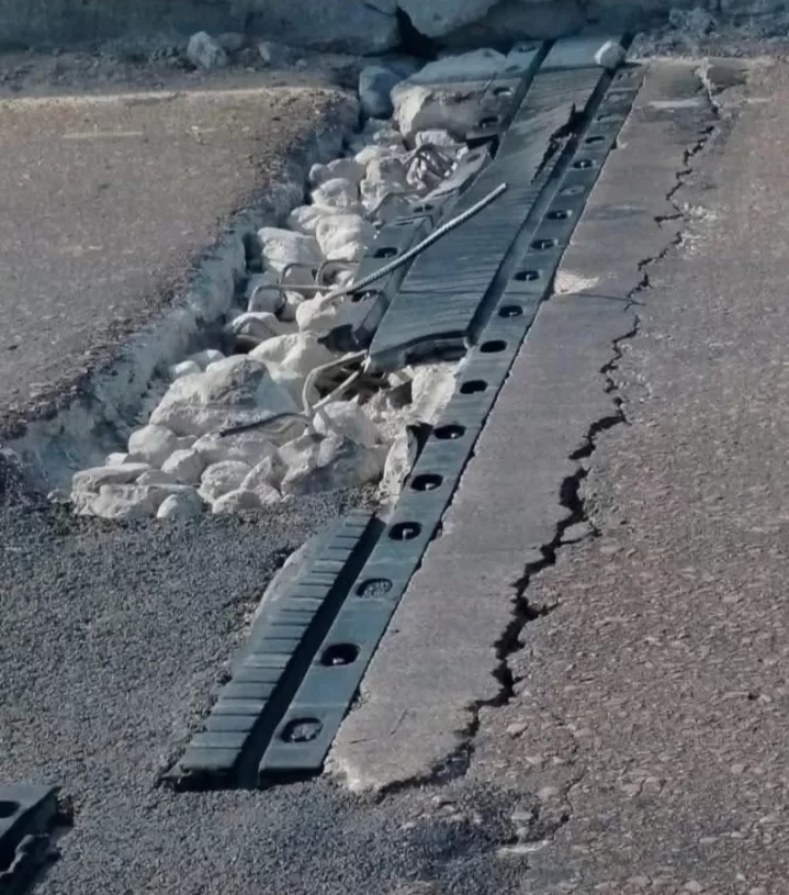 الطريق الدولى«ادكو-اسكندرية»٠٠مصيدة للسيارات ! ! 19 - جريدة المساء