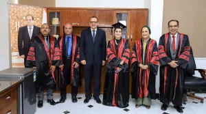 الدكتوراه بإمتياز للأديبة إسراء سالم من جامعة العريش 21 - جريدة المساء