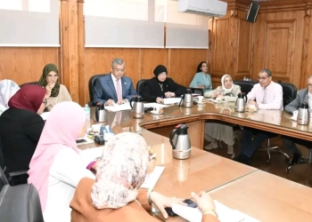 تكريم الفائقين في إحتفالية التميز البحثي بجامعة القناة 22 - جريدة المساء