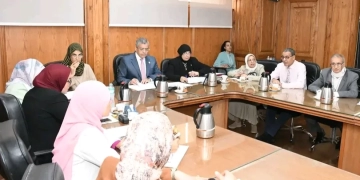 تكريم الفائقين في إحتفالية التميز البحثي بجامعة القناة 1 - جريدة المساء