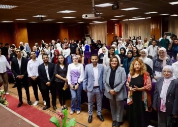 "الإعلام..التحديات والفرص" في ندوة بإعلام ٦ أكتوبر  31 - جريدة المساء