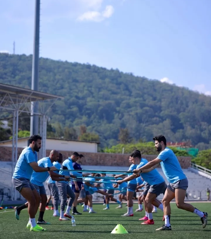 التدريب الاول لبيراميدز قبل رحلة الدفاع عن اللقب الافريقي 19 - جريدة المساء التدريب الاول لبيراميدز قبل رحلة الدفاع عن اللقب الافريقي 18 - جريدة المساء