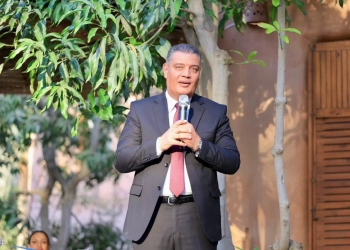 أيمن عبد الموجود