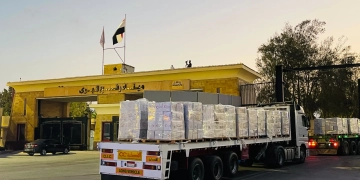 الهلال الأحمر المصرى يد معطاءة لأهل غزة