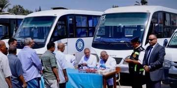 حملة صندوق مكافحة وعلاج الإدمان والتعاطى للكشف على سائقى الحافلات المدرسية