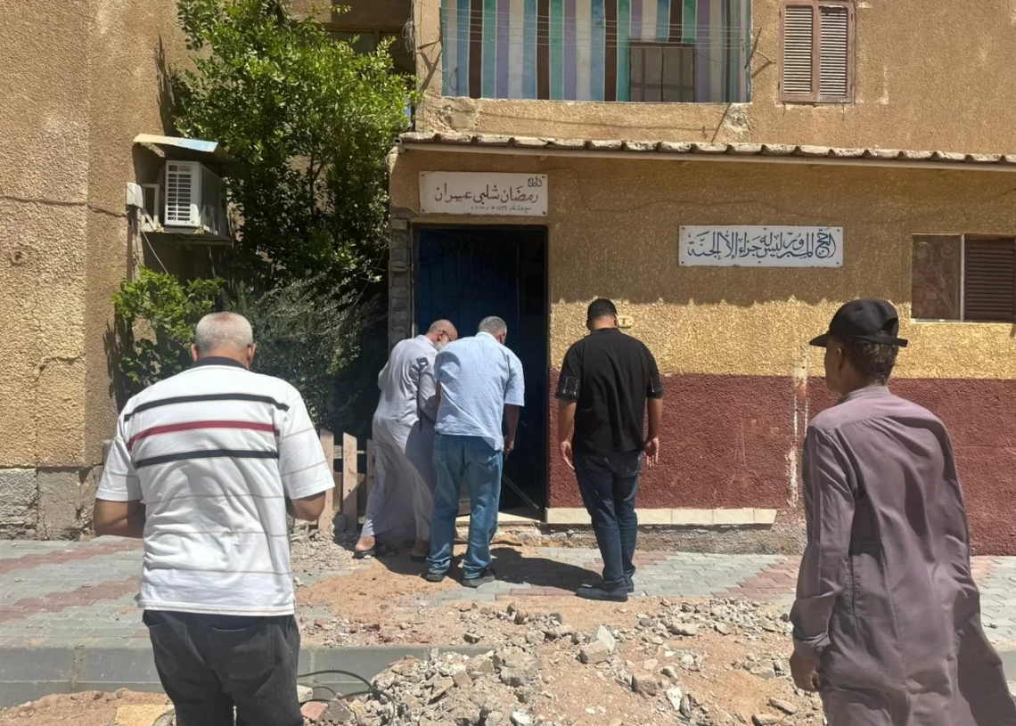 رئيس مدينة رأس غارب يتفقد الممشى الجديد بمنطقة الوادي 20 - جريدة المساء رئيس مدينة رأس غارب يتفقد الممشى الجديد بمنطقة الوادي 19 - جريدة المساء