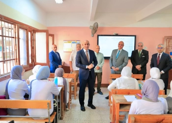 وزير التعليم والمحافظ يتفقدان عددا من مدارس القليوبية 33 - جريدة المساء