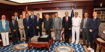 هيئة قناة السويس: إنشاء مصنع لإعادة تدوير المخلفات 1 - جريدة المساء