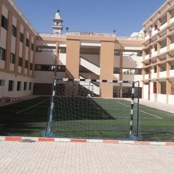 كافة التيسيرات لطلاب مدرسة التجارة الفنية المتقدمة بأسوان ونقلهم لأقرب مدرسة 18 - جريدة المساء