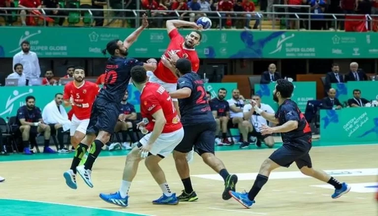 مواجهة سابقة بين الاهلي وبرشلونة