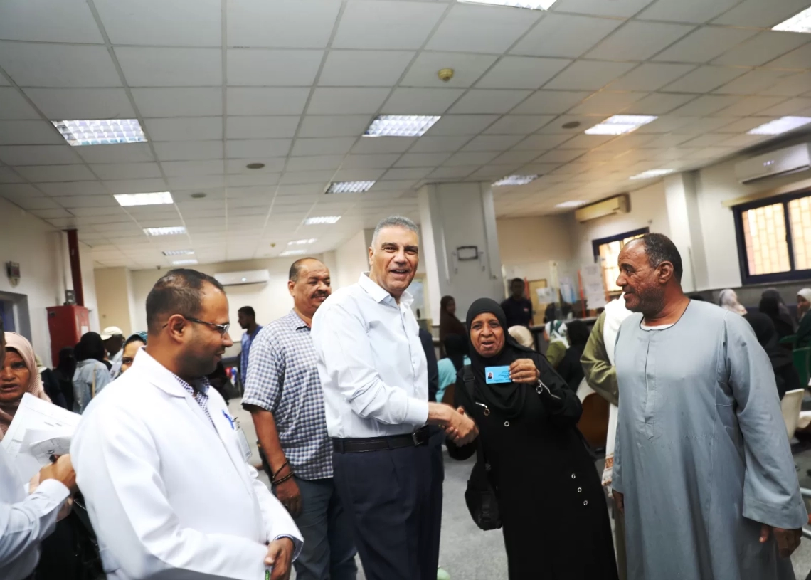 محافظ أسوان يتفقد مركز الأورام ويطمئن على مستوى الخدمات الطبية المقدمة للمرضى .. 19 - جريدة المساء محافظ أسوان يتفقد مركز الأورام ويطمئن على مستوى الخدمات الطبية المقدمة للمرضى .. 18 - جريدة المساء
