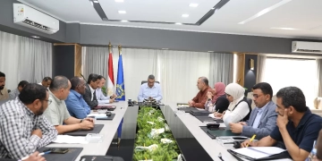 محافظ أسوان : تكامل الجهود بين الجهات التنفيذية للإسراع فى تنفيذ مشروعات مياه الشرب والصرف الصحى 1 - جريدة المساء