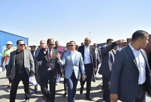 وزير الاستثمار ، ميناء السخنة، كسر البيروقراطية ،حركة التجارة العالمية