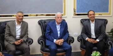 خالد فودة يشيد بمركز "العزيمة" بأسوان ويصفه بواحة علاجية عالمية 2 - جريدة المساء خالد فودة يشيد بمركز "العزيمة" بأسوان ويصفه بواحة علاجية عالمية 1 - جريدة المساء