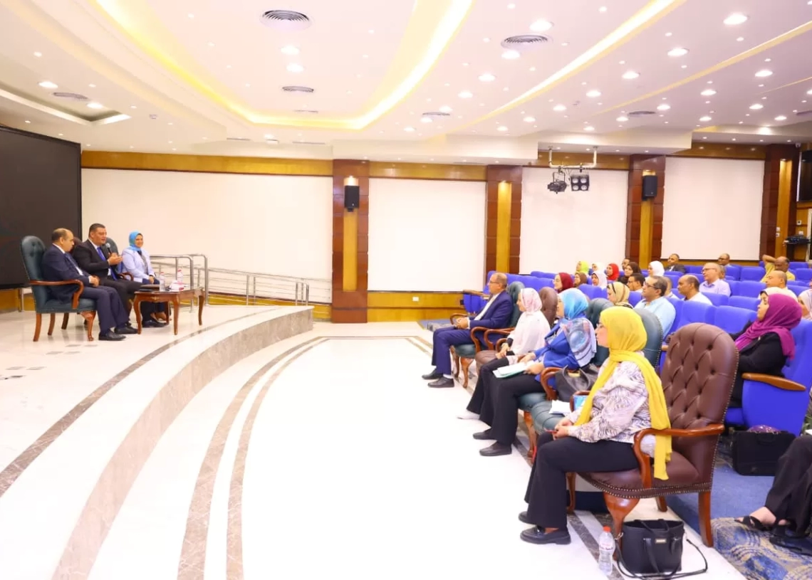 "التضامن" تراجع تنفيذ الخطة الاستثمارية وتبحث آليات التمويل مع بنك الاستثمار القومى 20 - جريدة المساء "التضامن" تراجع تنفيذ الخطة الاستثمارية وتبحث آليات التمويل مع بنك الاستثمار القومى 19 - جريدة المساء