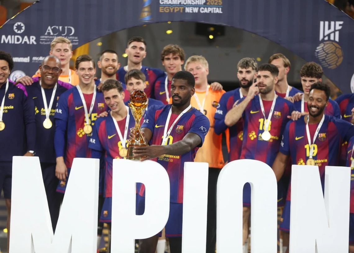 تتويج برشلونة بلقب بطل العالم لكرة اليد في مصر 19 - جريدة المساء
