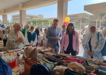 "التضامن" تفتتح معرض الأسر المنتجة بجامعة حلوان 19 - جريدة المساء
