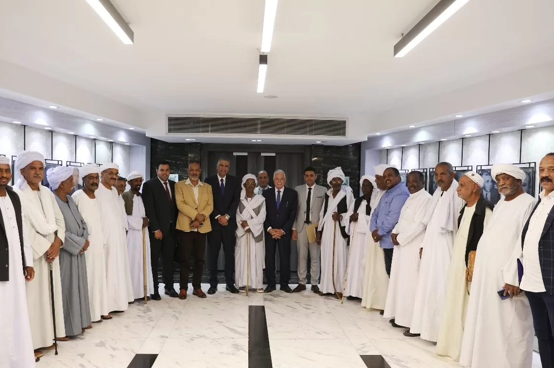 ممثلو القبائل الأسوانية يوجهون الشكر للرئيس عبد الفتاح السيسى لإهتمامه المتواصل بزهرة الجنوب 27 - جريدة المساء