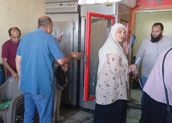 محافظ مطروح يتابع حملات الرقابة على الأسواق والمنشآت الغذائية 29 - جريدة المساء