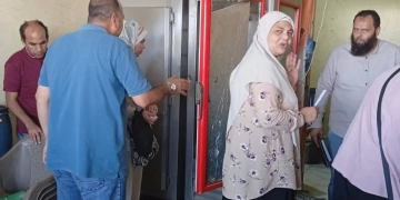 محافظ مطروح يتابع حملات الرقابة على الأسواق والمنشآت الغذائية 1 - جريدة المساء