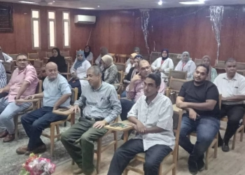 "صادق" يبحث سبل تطوير مستشفى قنا العام ورفع كفاءة الخدمات الطبية 22 - جريدة المساء