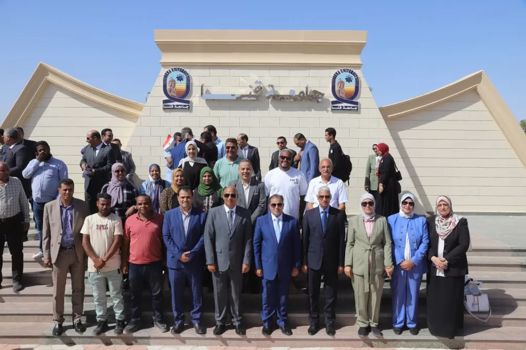 الجامعة تتزين بالأعلام.. جنوب الوادي تحيي الذكرى 52 لنصر أكتوبر 33 - جريدة المساء