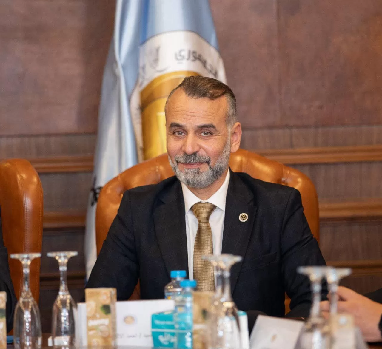 «الشعب الجمهوري» يجتمع بمرشحيه في القائمة الوطنية استعدادًا لانتخابات مجلس النواب 2025 201 - جريدة المساء