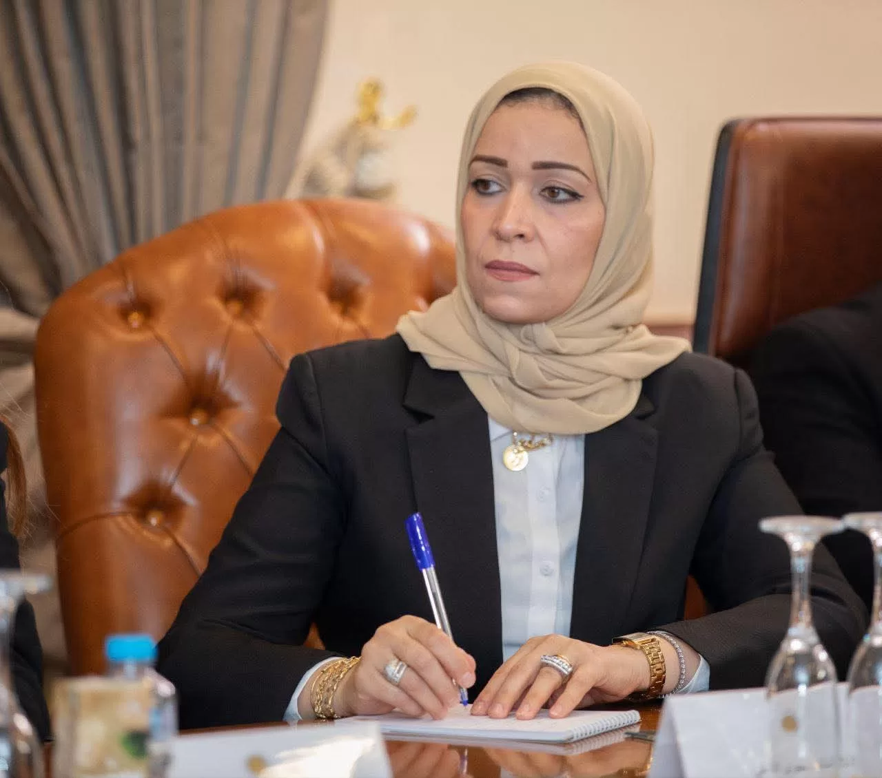 «الشعب الجمهوري» يجتمع بمرشحيه في القائمة الوطنية استعدادًا لانتخابات مجلس النواب 2025 259 - جريدة المساء