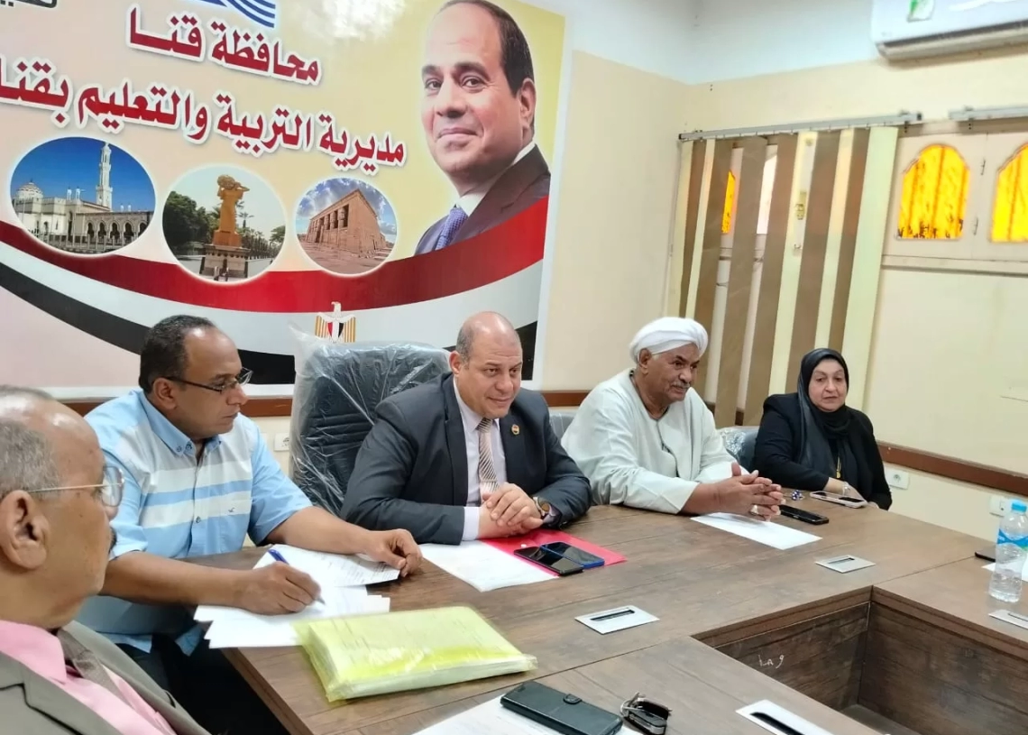 وكيل تعليم قنا يؤكد دور مجلس الأمناء كشريك أساسي في النجاح التربوي 19 - جريدة المساء
