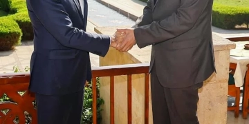 د.إسماعيل كمال يلتقى الأمير رحيم أغاخان بحديقة الأزهر بالقاهرة 2 - جريدة المساء د.إسماعيل كمال يلتقى الأمير رحيم أغاخان بحديقة الأزهر بالقاهرة 1 - جريدة المساء