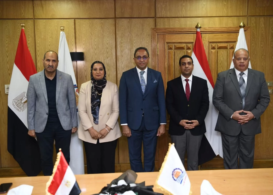عين شمس توقع بروتوكول تعاون مع قنا لإعداد دليل الهوية البصرية  19 - جريدة المساء