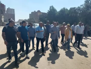 بالصور.. نائب محافظ الجيزة يتابع ميدانيا تطوير طريق الحفرية بين محور كمال عامر وأوسيم 71 - جريدة المساء