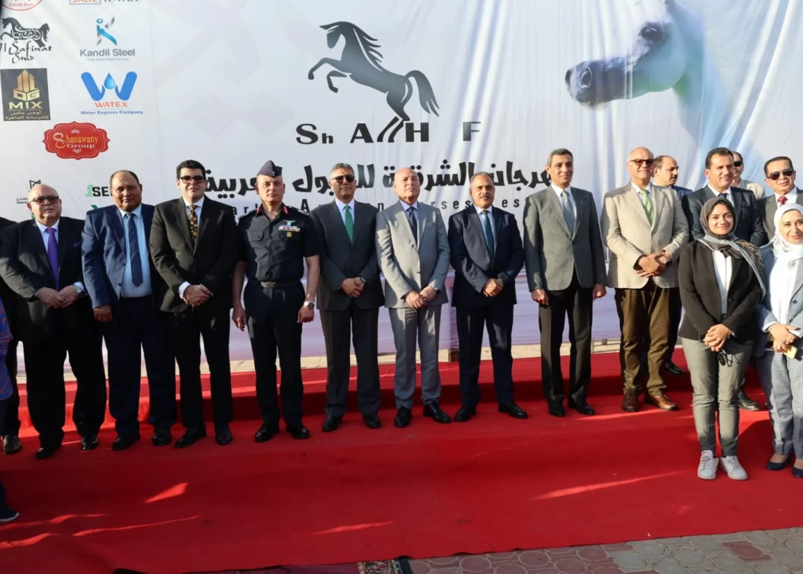 محافظ الجيزة يشهد فعاليات مهرجان الخيول العربية الأصيلة بالشرقية 19 - جريدة المساء محافظ الجيزة يشهد فعاليات مهرجان الخيول العربية الأصيلة بالشرقية 18 - جريدة المساء