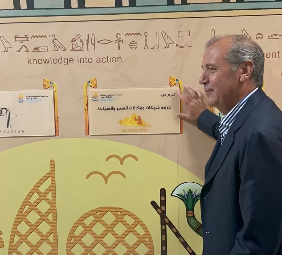 شعار غرفة شركات السياحة.. على حائط الشرف بمستشفى 57357 .. نائب رئيس الغرفة : المسئولية المجتمعية فى صدارة أولويات القطاع السياحى 19 - جريدة المساء