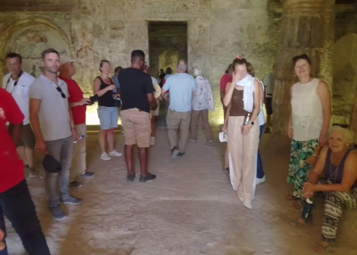 انتعاش الحركة السياحية بالمنيا مع توافد أفواج ألمانية وأسترالية وفرنسية 17 - جريدة المساء