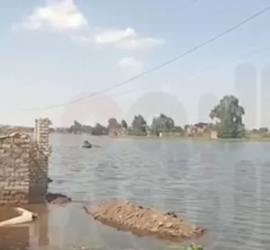 المنوفية بين غضب النيل وصمود الأهالي ارتفاع منسوب المياه يغمر منازل وأراضي طرح النهر.. وتحذيرات رسمية بالإخلاء الفوري 34 - جريدة المساء المنوفية بين غضب النيل وصمود الأهالي ارتفاع منسوب المياه يغمر منازل وأراضي طرح النهر.. وتحذيرات رسمية بالإخلاء الفوري 33 - جريدة المساء