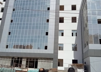 وزارة الصحة: 58 وحدة صحية و32 مستشفى حكوميًا و20 منشأة خاصة تدخل منظومة التأمين الصحي فى المنيا  16 - جريدة المساء