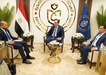 رئيس هيئة الرعاية الصحية :التعاون المشترك مع مؤسسة "حماة الأرض"وإطلاق مسابقة للاستدامة بالقطاع الصحي 27 - جريدة المساء