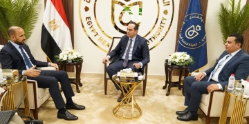 رئيس هيئة الرعاية الصحية :التعاون المشترك مع مؤسسة "حماة الأرض"وإطلاق مسابقة للاستدامة بالقطاع الصحي 1 - جريدة المساء