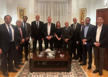 السفير المصرى بالمملكة المتحدة يلتقى مع أعضاء المجلس المصرى 33 - جريدة المساء