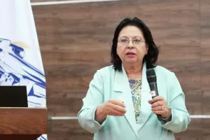 لجنة الصحة بقومى المرأة تحذر من مخاطر الولادة القيصرية .. غير المبررة طبياً 21 - جريدة المساء