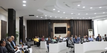 أثناء ترأسه للمؤتمر الموسع للإستثمار .. محافظ أسوان : دعم الإستثمار المحلى ، وتعزيز الشراكة بين القطاعين العام والخاص 2 - جريدة المساء أثناء ترأسه للمؤتمر الموسع للإستثمار .. محافظ أسوان : دعم الإستثمار المحلى ، وتعزيز الشراكة بين القطاعين العام والخاص 1 - جريدة المساء