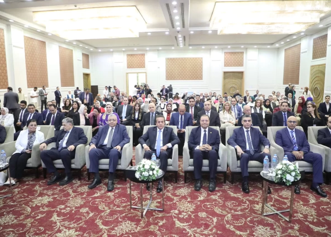 عبدالغفار فى احتفالية «اليوم العالمي لسلامة المرضى»: إطلاق دليل عمل لسلامة المرضى في أقسام حديثي الولادة 19 - جريدة المساء