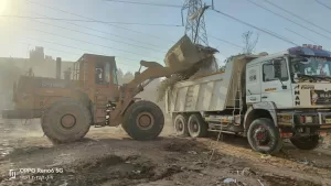 بعد أكثر من 10 سنوات.. محافظة الجيزة تزيل أكبر تجمع لفرز المخلفات والعشش بحدائق الأهرام 23 - جريدة المساء