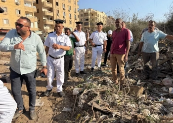 بعد أكثر من 10 سنوات.. محافظة الجيزة تزيل أكبر تجمع لفرز المخلفات والعشش بحدائق الأهرام 35 - جريدة المساء