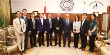 وفد صينى يبحث التعاون المشترك خلال زيارته القومي للبحوث 2 - جريدة المساء وفد صينى يبحث التعاون المشترك خلال زيارته القومي للبحوث 1 - جريدة المساء