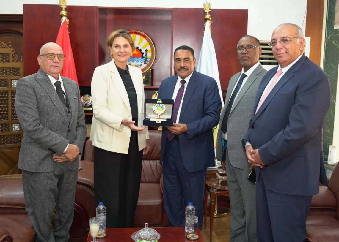 نائب مدير الصندوق الدولي للتنمية الزراعية إيفاد تزور مطروح 19 - جريدة المساء