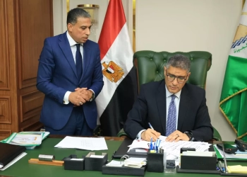 محافظ الجيزة يعتمد حركة الترقيات