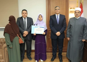 محافظ الجيزة يكرم أوائل الثانوية الأزهرية من أبناء المحافظة بالجمهورية 31 - جريدة المساء